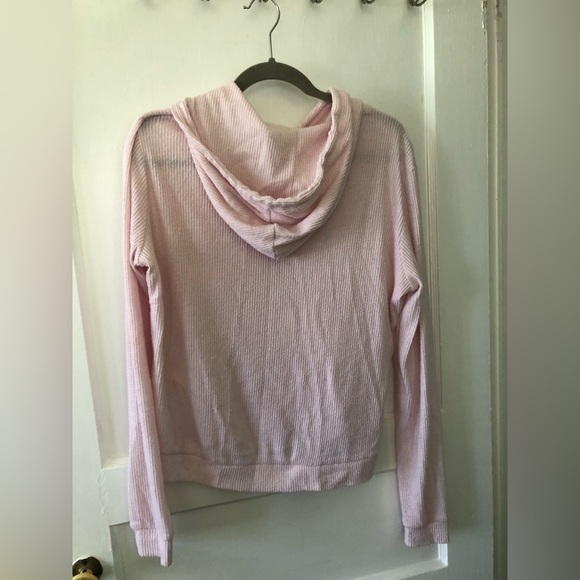 Pink coverup - Picture 2 of 3